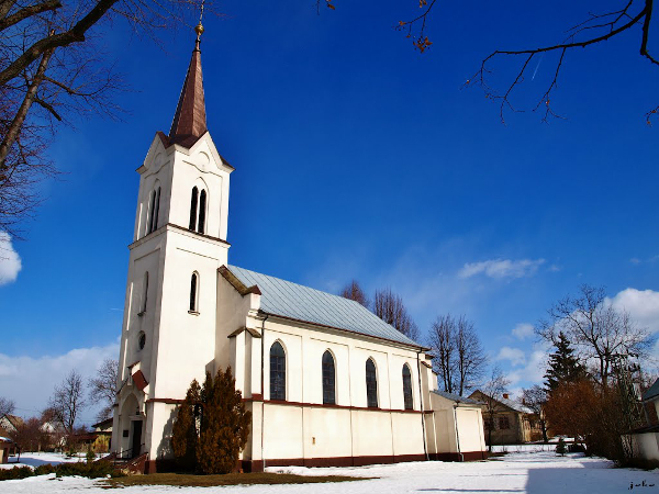 Kostol Malinová